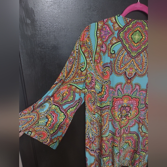 Chico's Blue and Pink Graphic 3/4 Sleeve Blouse - Picture 4 of 5